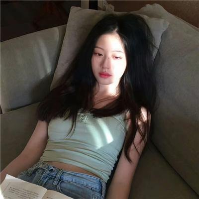 她的伪装